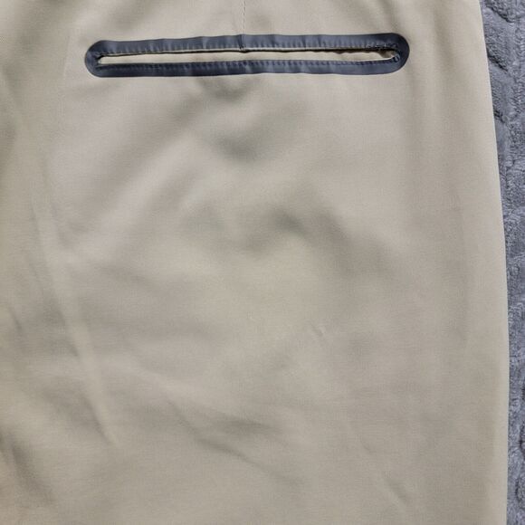 Slazenger Golf Shorts Mens Size 36 Flat Front Polyester Stretch Khaki Tan Active - Picture 10 of 11